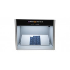 JUDGE LED LIGHT BOOTH